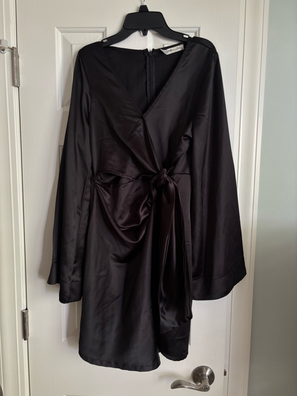 Women's Black Long Sleeve Satin Wrap Dress
